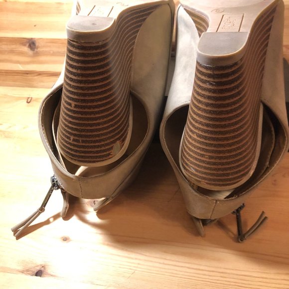 Brash Slingback Wedges- Open Toe Sandals faux suede/leather - Picture 11 of 12